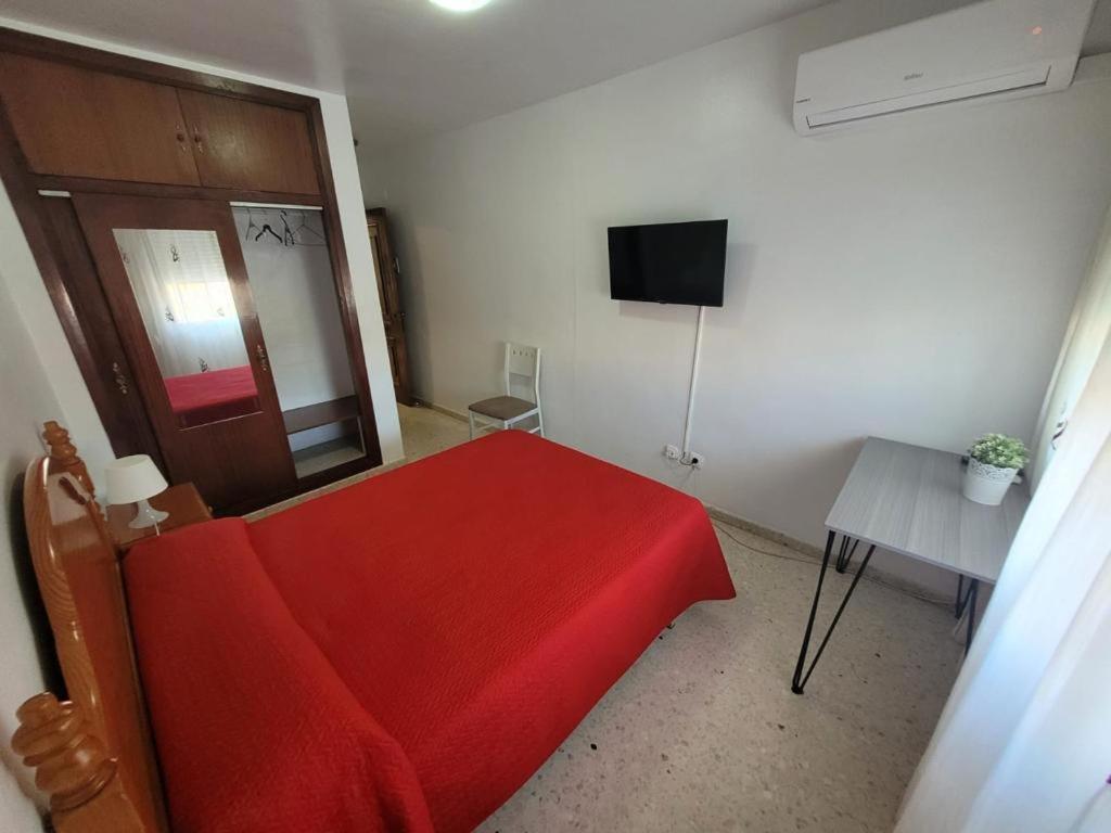 Hostal Mediterraneo Торре-дель-Мар Екстер'єр фото