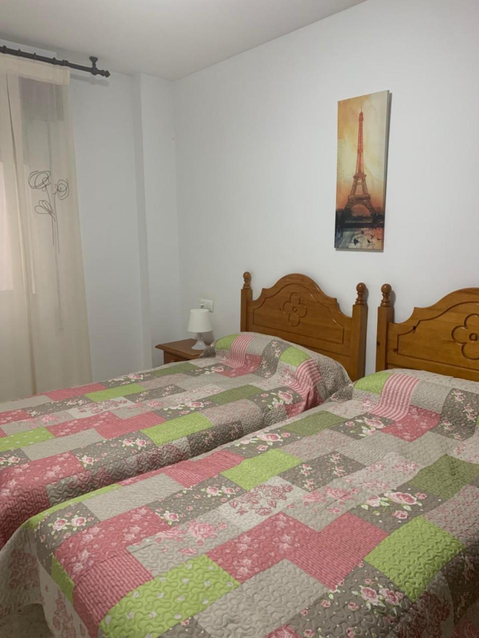 Hostal Mediterraneo Торре-дель-Мар Екстер'єр фото